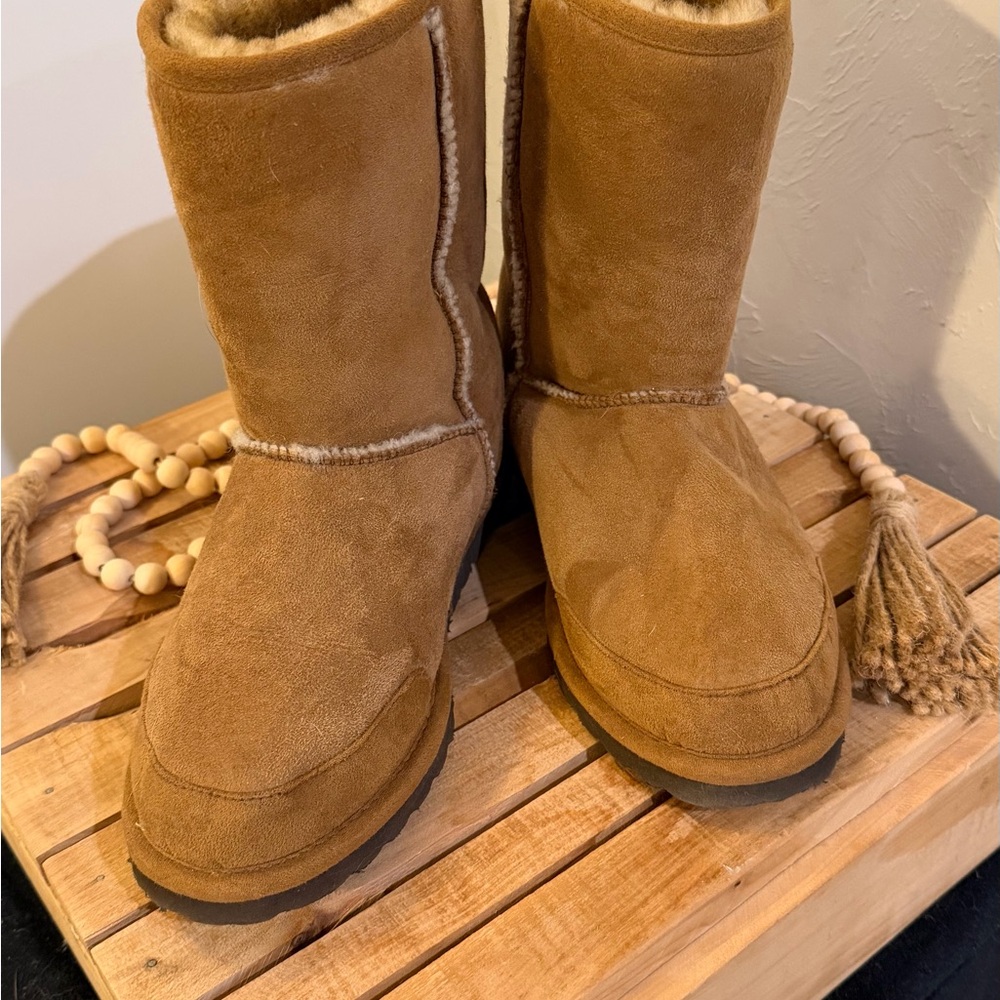 Cozy Tan Suede Boots